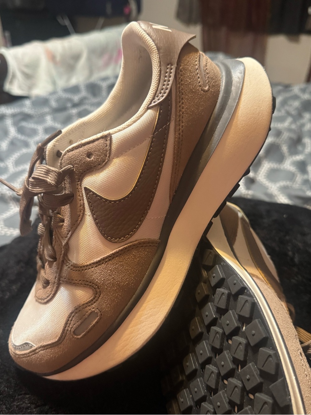 Nike Kids Brown and Cream Retro-Style Sneakers